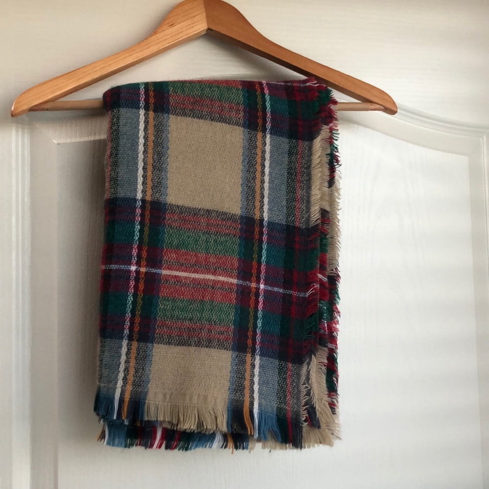 Khaki Plaid Blanket Scarf‎ 🍂
